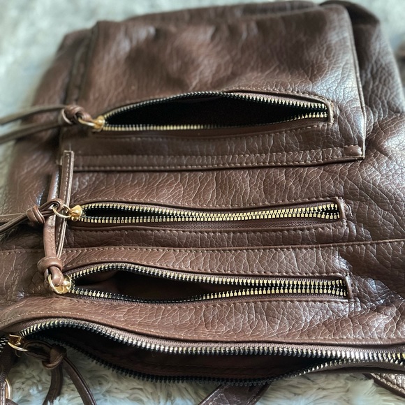Warehouse one brown crossbody handbag. - Picture 4 of 4